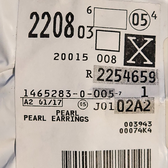 ❤️ NIB LANDS END SMALL PEARL EARINGS ❤️ - Picture 6 of 6